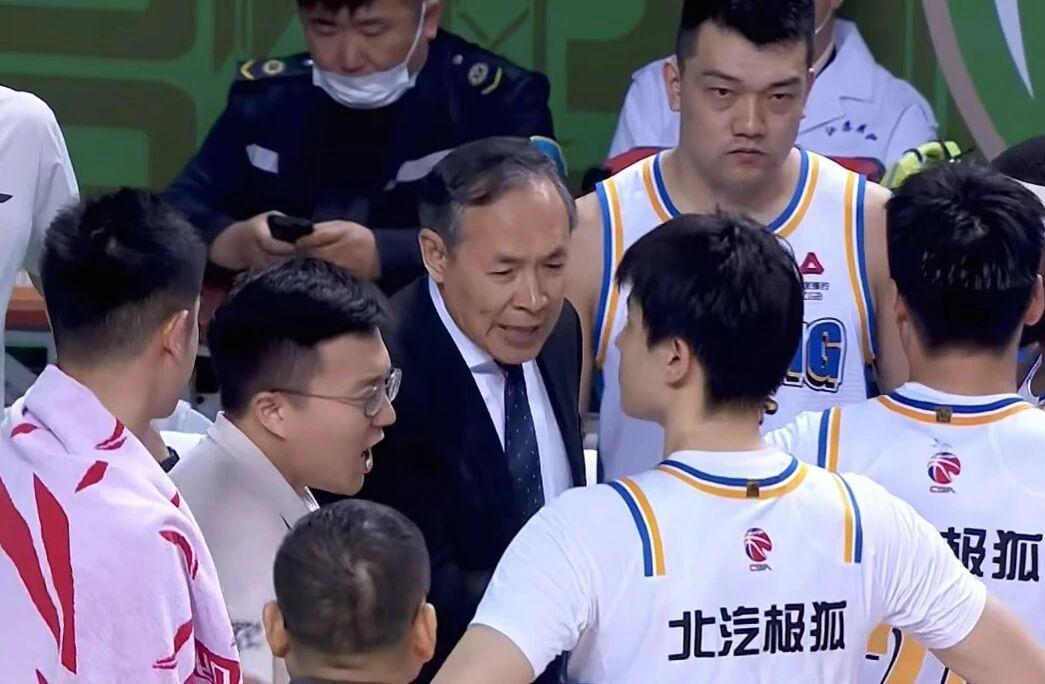 bti体育-北京男篮大胜同城劲敌，广东男篮33分大胜，辽宁男篮双加时惜败